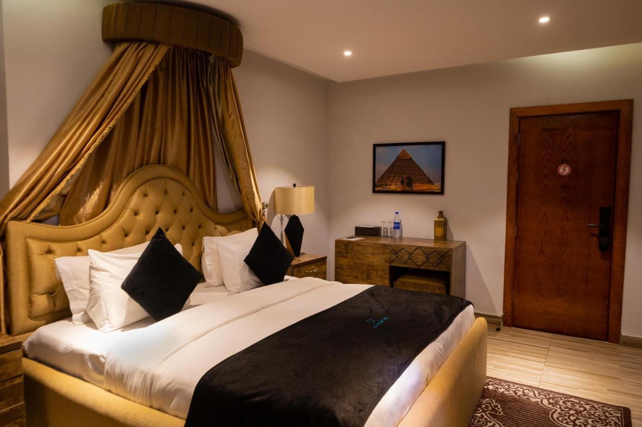 Villa Monument Hotel Aliayabiagba Dış mekan fotoğraf